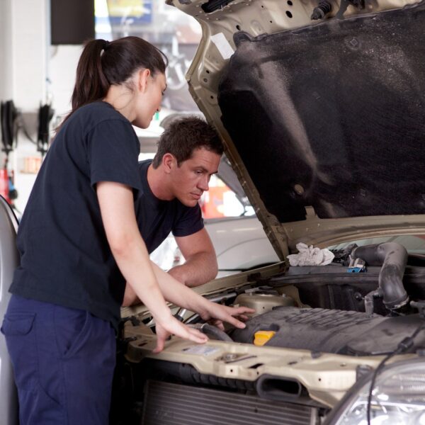 Jak upiększyć samochód? Pomysły na tuning i personalizację.