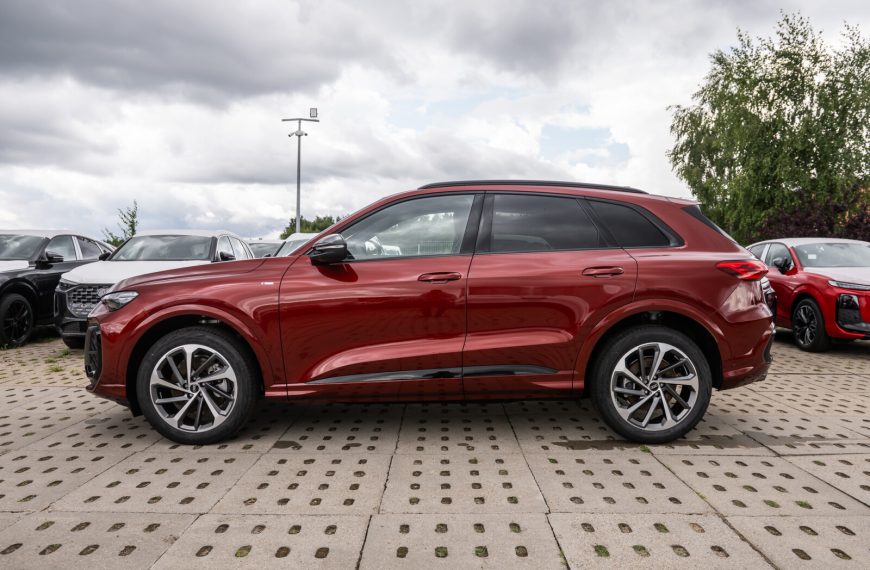 Elektryczne i hybrydowe Audi – nowoczesna mobilność dla firm i miasta